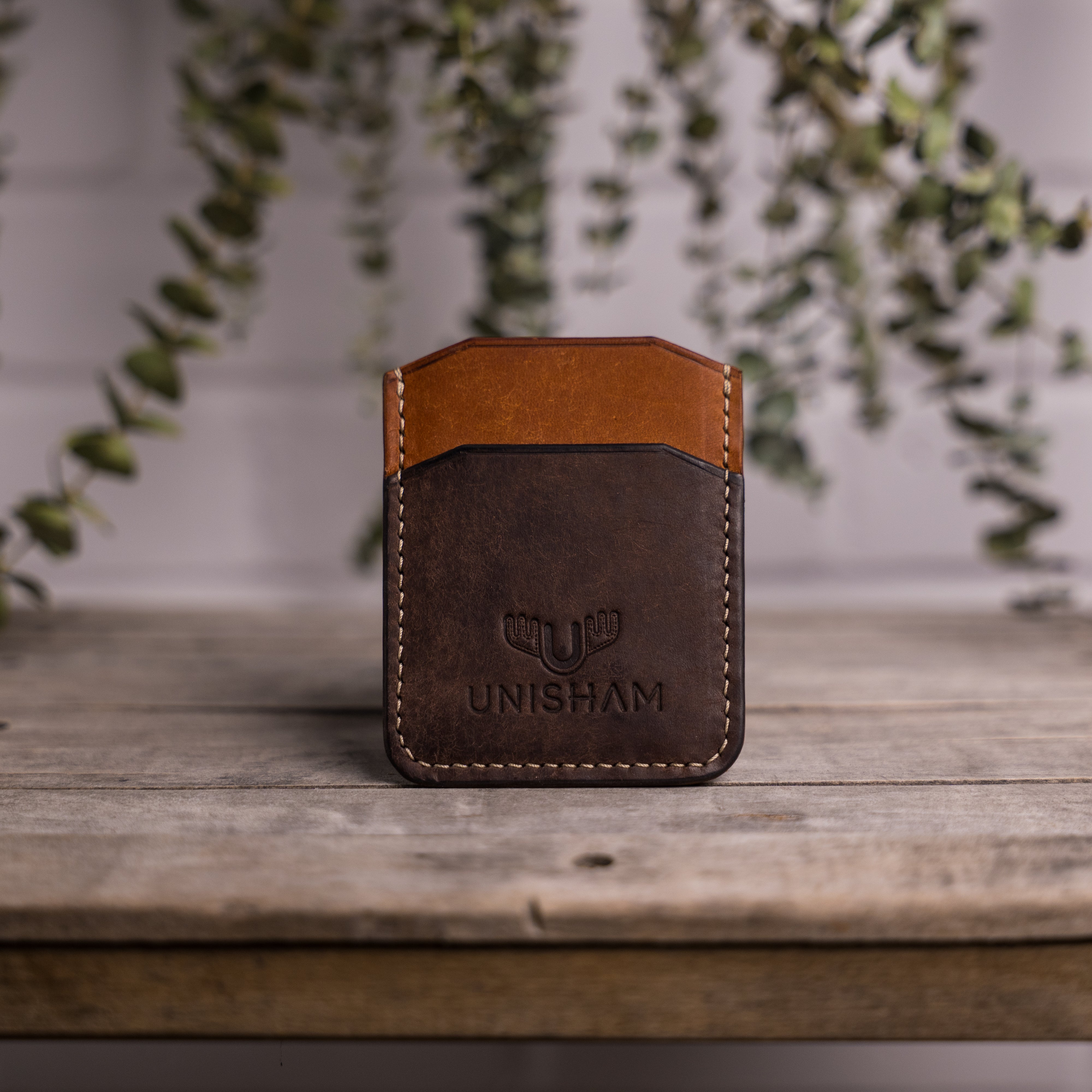 Porte Carte Minimaliste - "Pleshish" | Cognac & Castagno