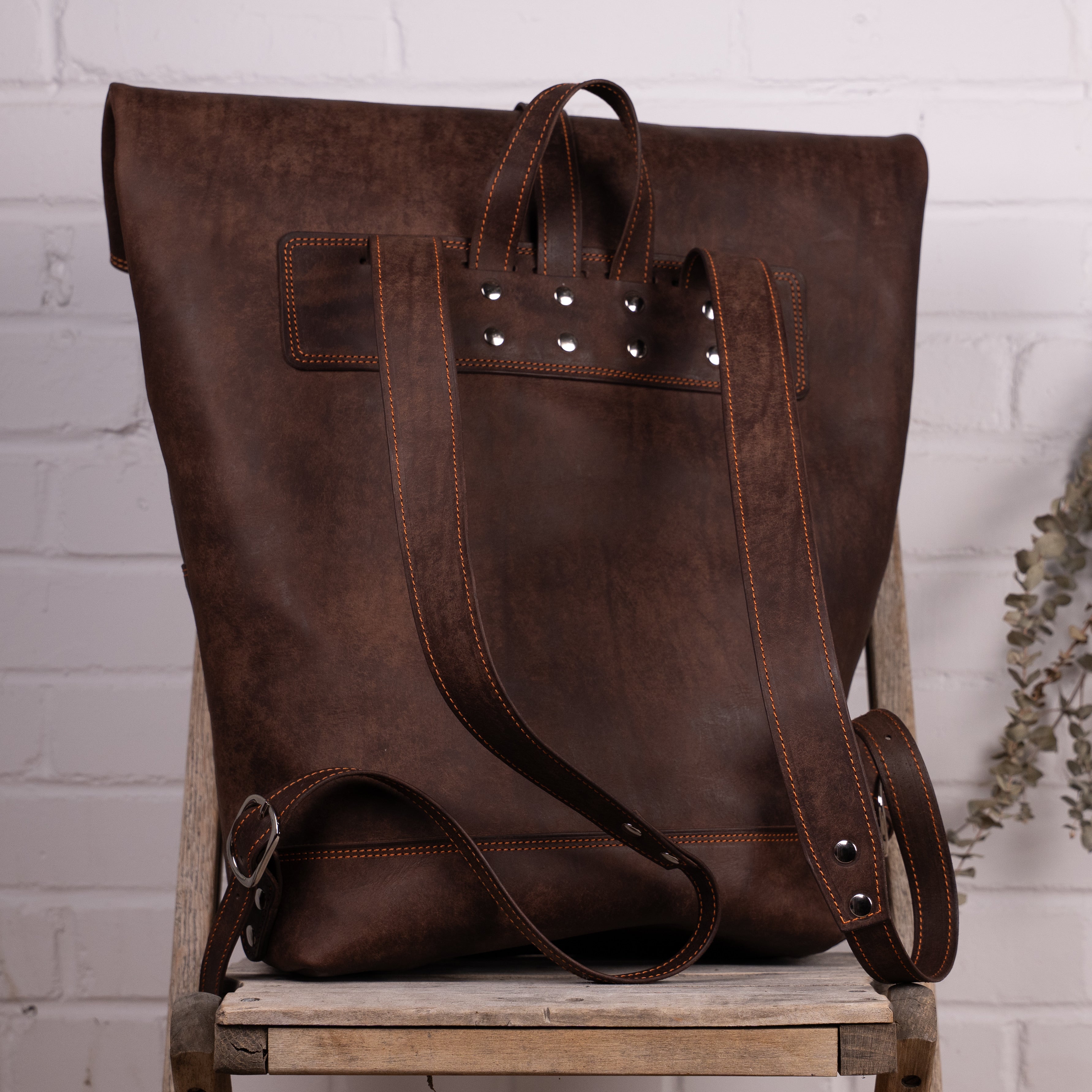 Sac à dos en cuir, roll top, fait main - Unisham
