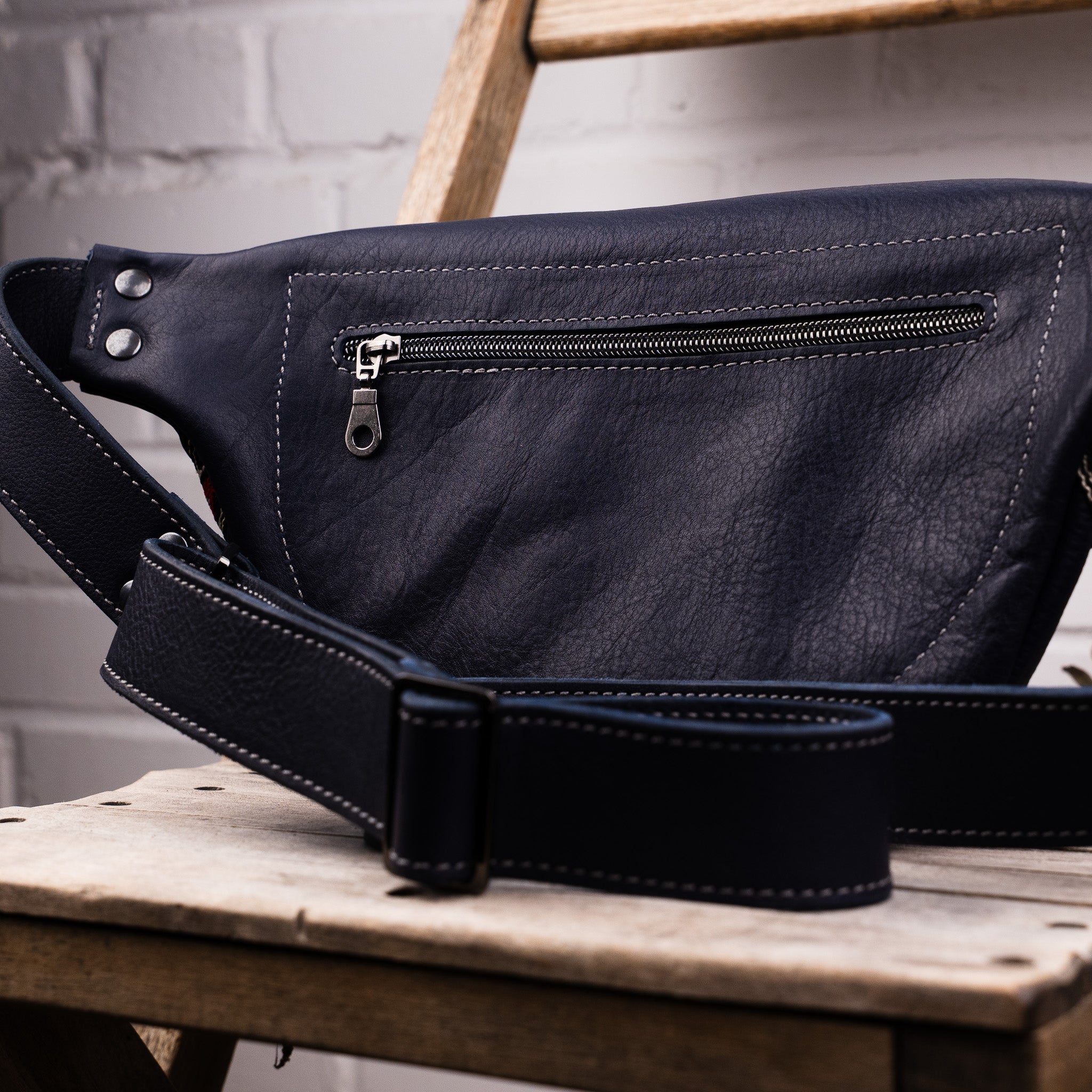 sac banane en cuir fait main - Unisham