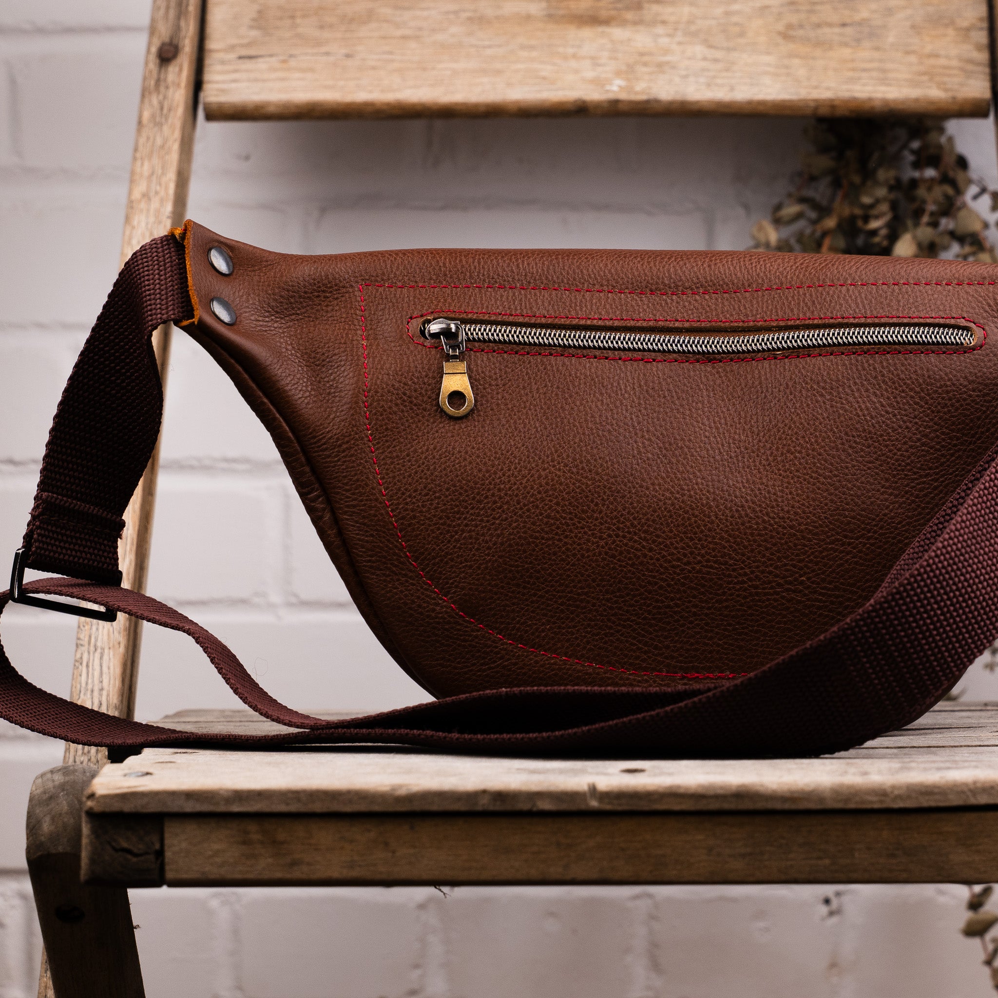 sac banane en cuir fait main - Unisham