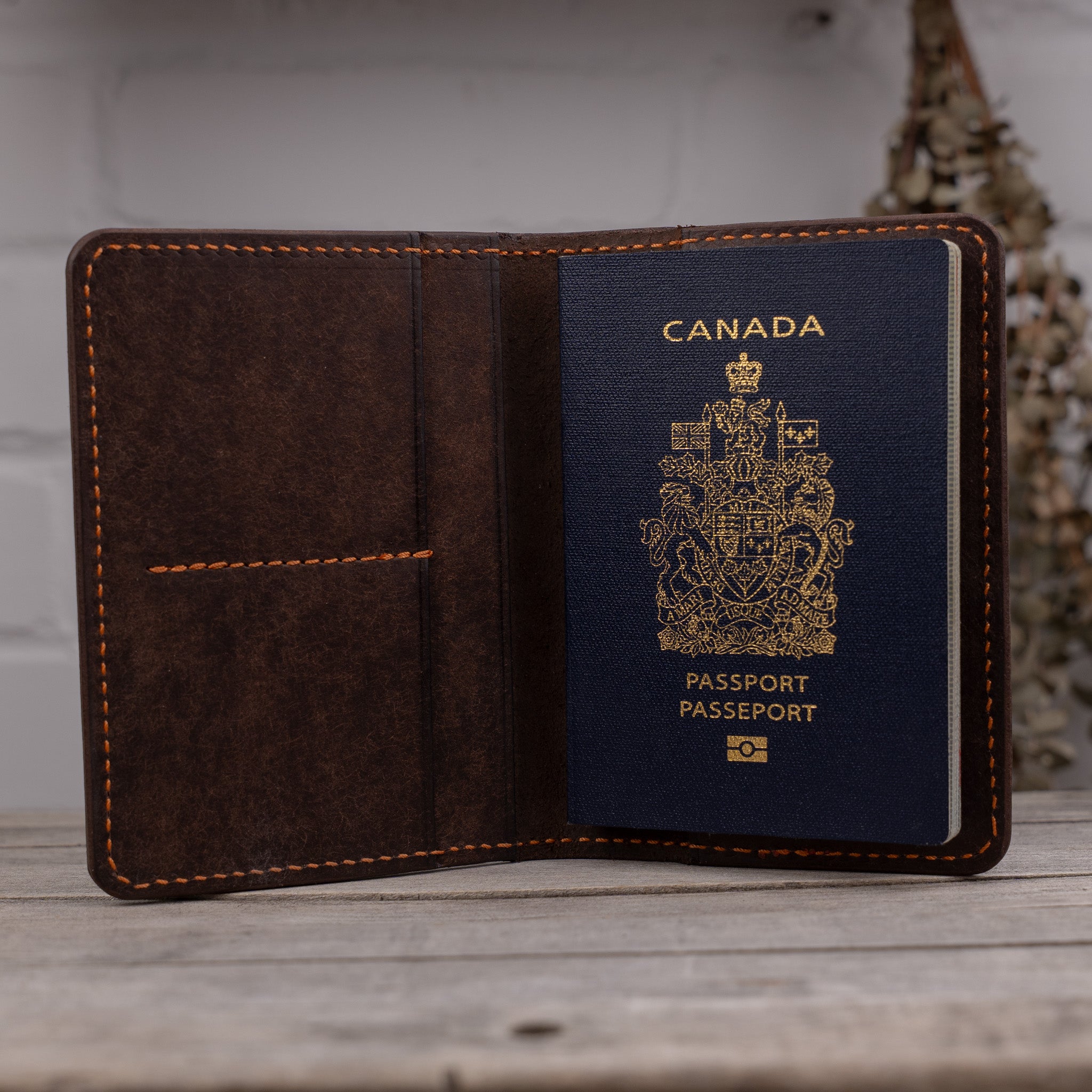 porte-passeport en cuir fait main - Unisham