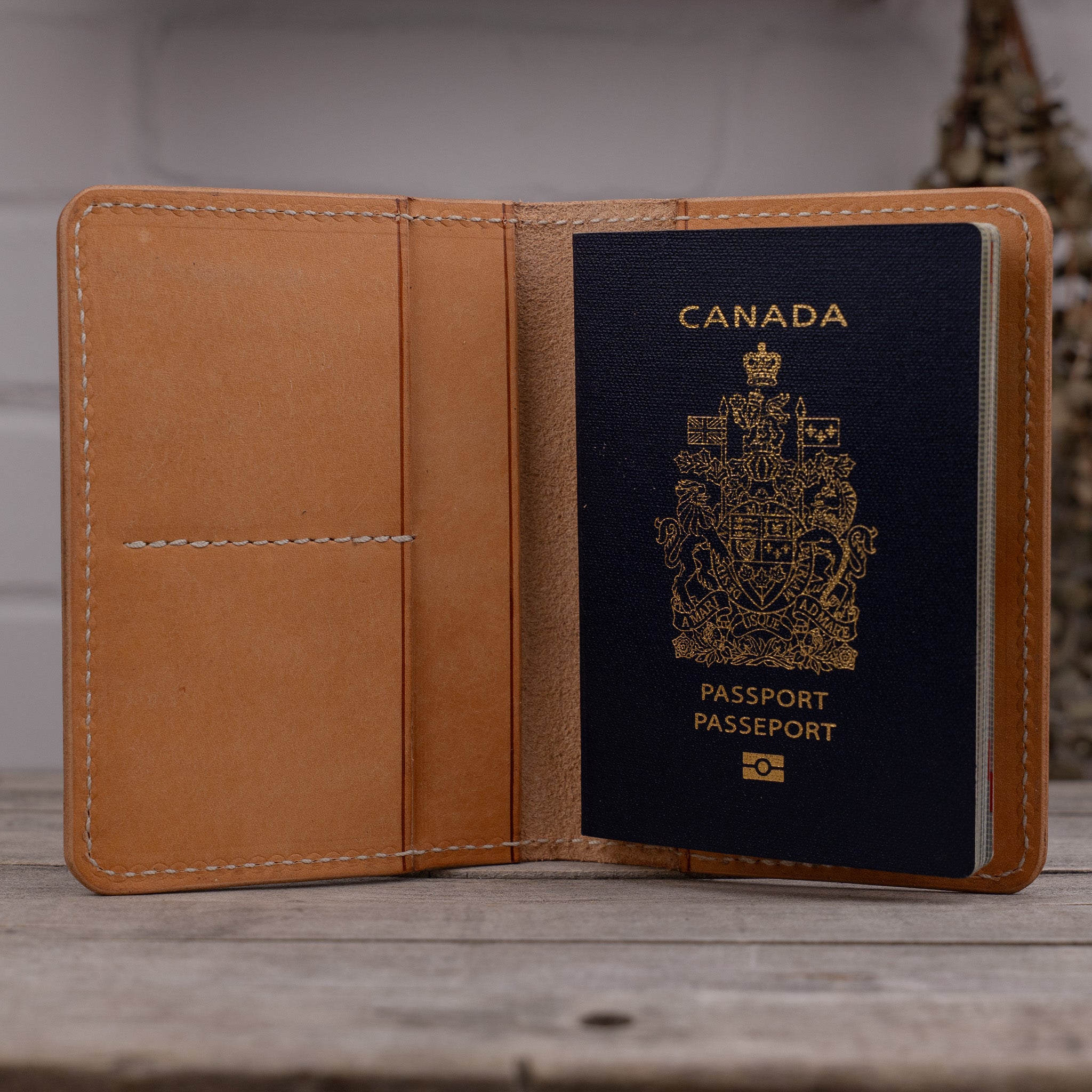 porte-passeport en cuir fait main - Unisham