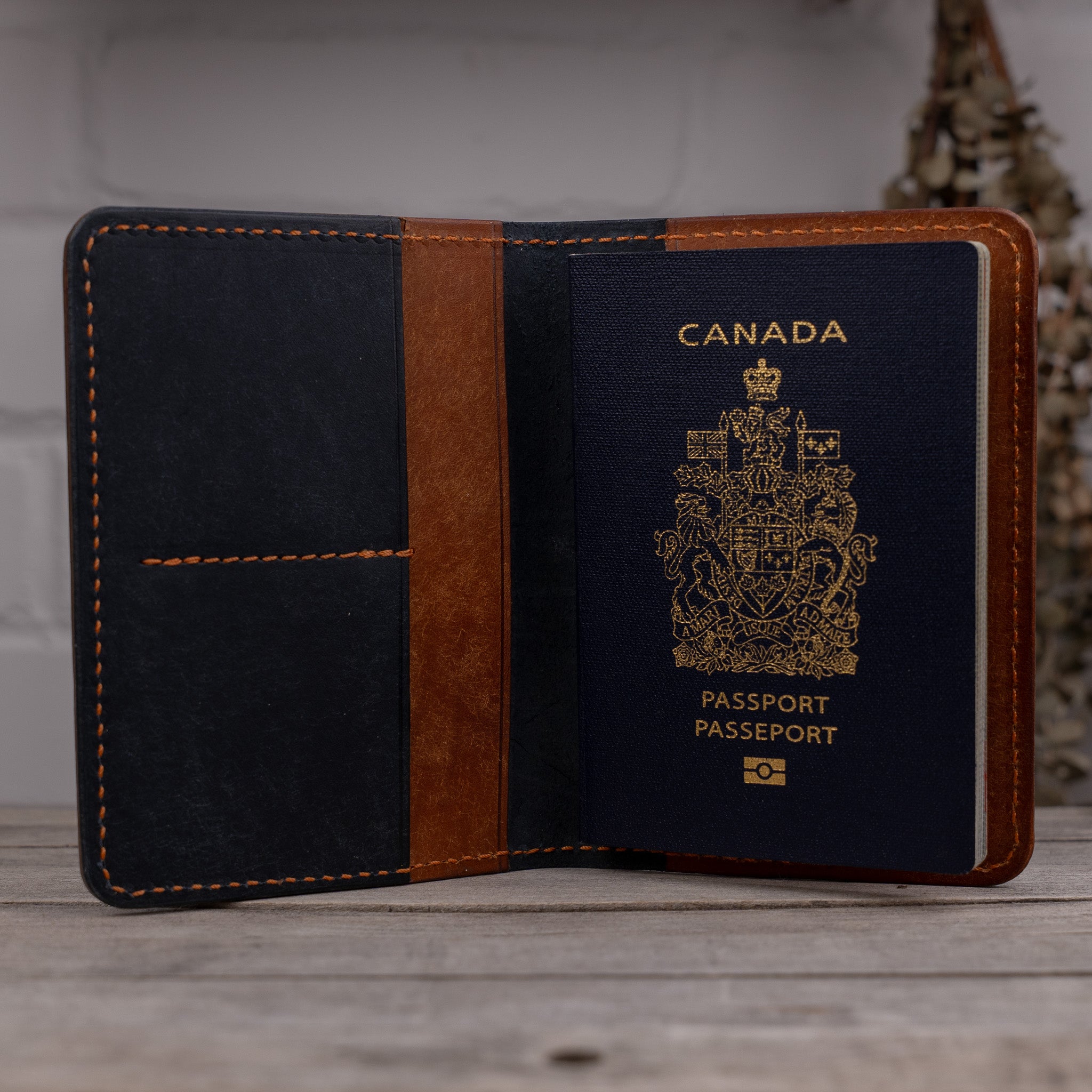 porte passeport en cuir fait main - Unisham